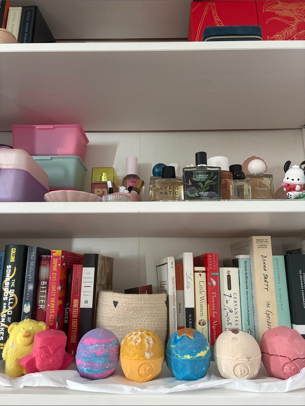 Brand new lush 7 bath bombs bundle includes all pictured